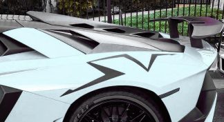 Lamborghini Aventador SV Roadster Carbon Fiber Engine Bonnet Hood
