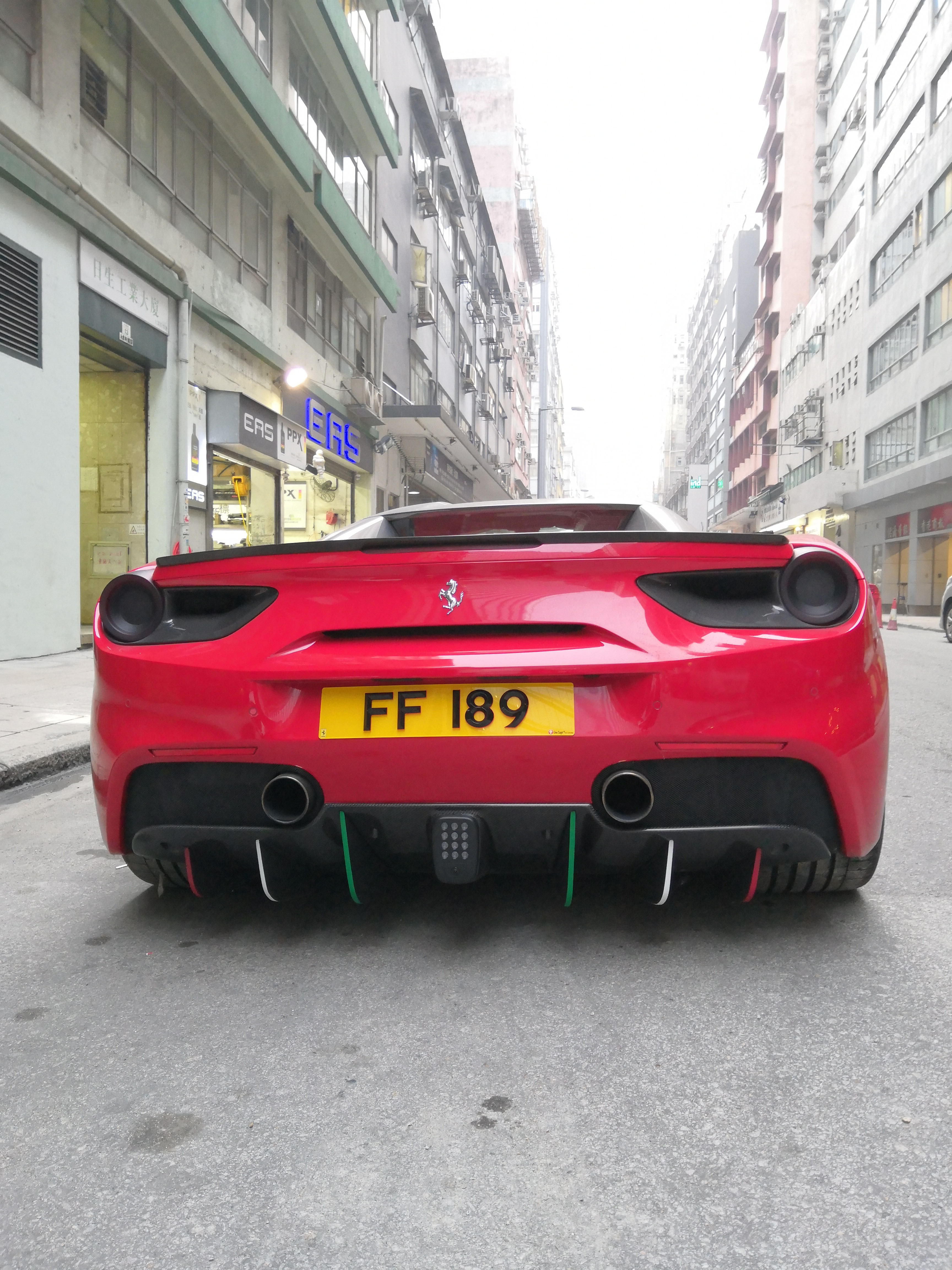Ferrari 488 Diavolo Carbon Fiber Rear Diffuser Fins (set of 6