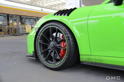 Porsche 992 Vented GT3 RS Carbon Fiber Front Fenders Replace OEM