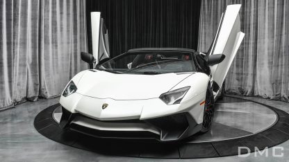 Lamborghini Aventador SV Carbon Fiber Body Kit: Front View: Front Bumper