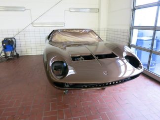 DMC Classic Lamborghini Miura Reborn