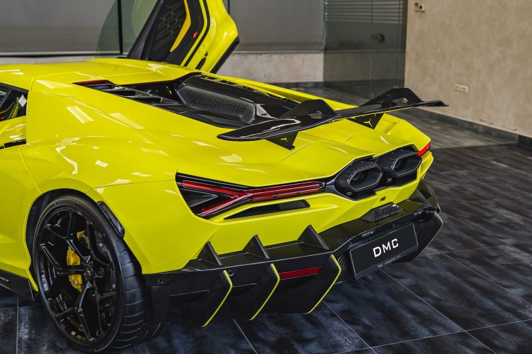 Lamborghini Revuelto Tripple Diffuser Carbon Fiber Fins Body Kit