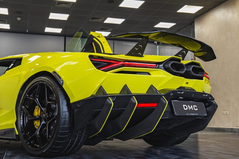 Lamborghini Revuelto Tripple Diffuser Carbon Fiber Fins Body Kit