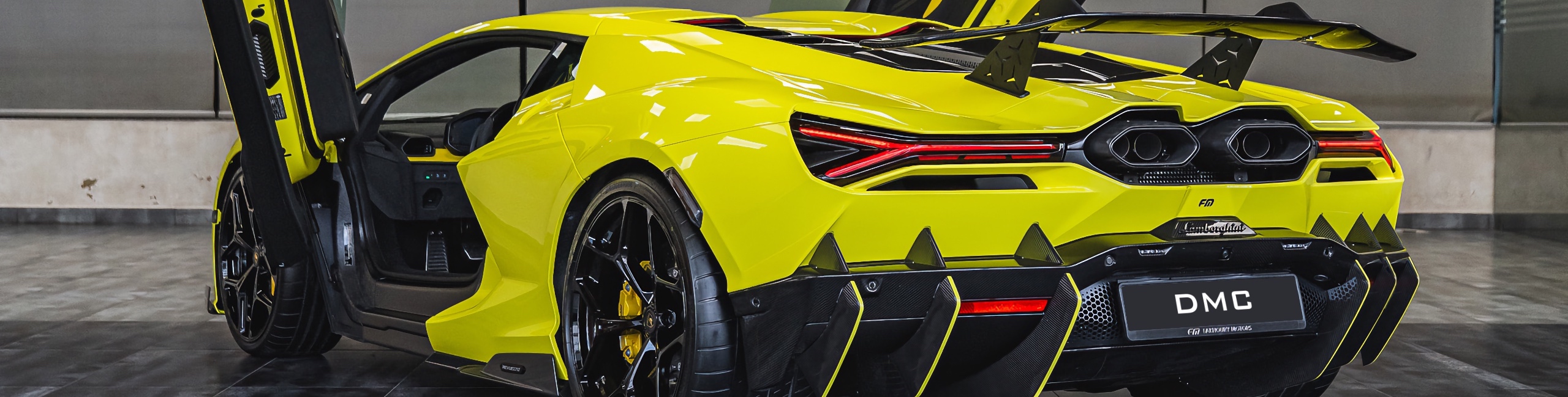 DMC Lamborghini Revuelto Banner