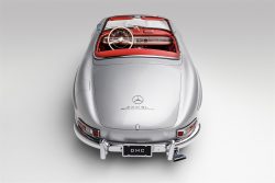 Mercedes Benz 300SL Roadster Carbon Fiber Trunk