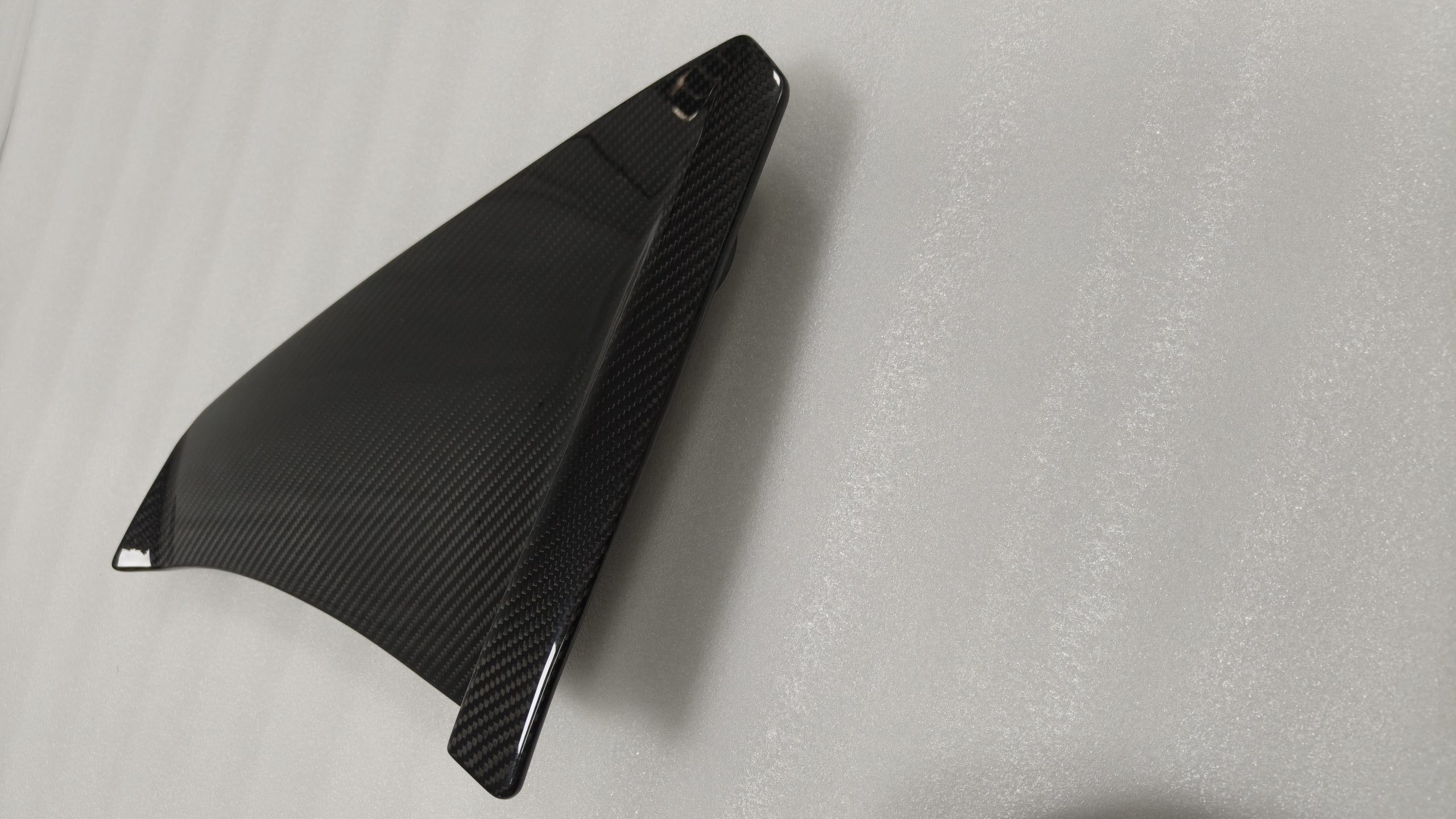 Lamborghini Revuelto Carbon Fiber Side Panels Lower Edge