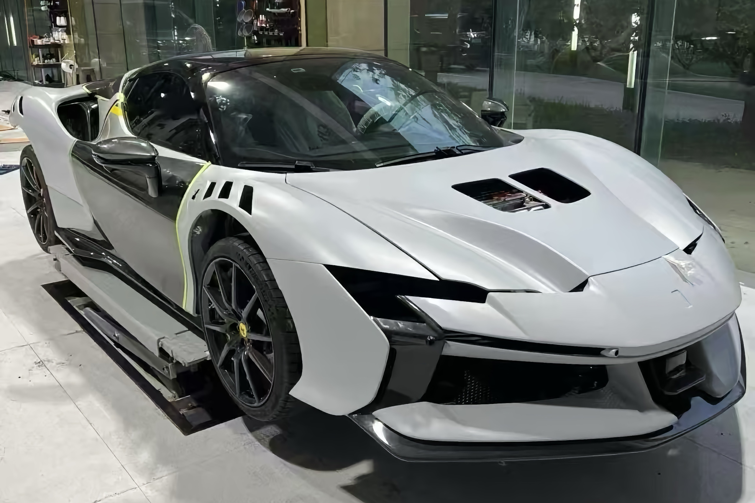 DMC Ferrari SF90 XX Body Kit OEM