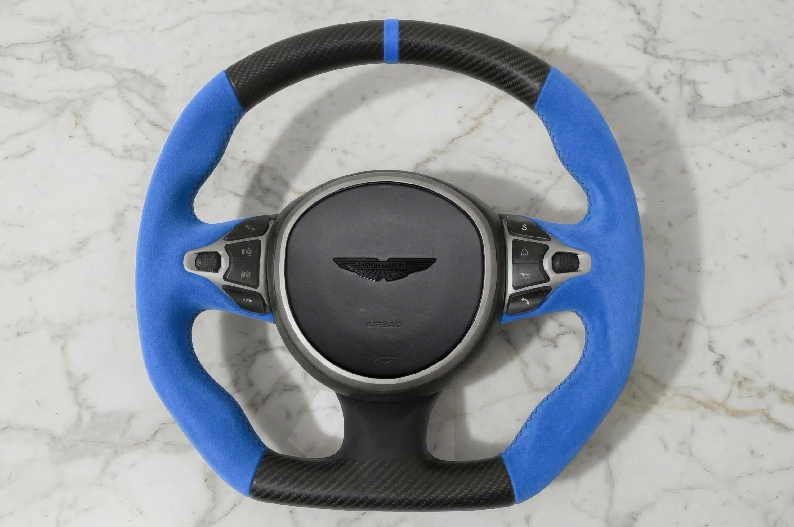 Aston Martin Custom Steering Wheel Vantage, DB11, DBS Superleggera, DBX, with Leather, Alcantara and Carbon Fiber